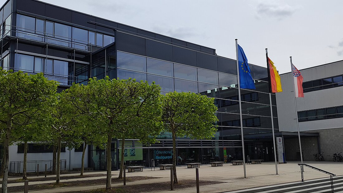 Haupteingang Justizzentrum, Bildrechte beim ThLSG